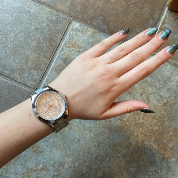 Michael Kors MK4297 stainless steel silver-tone watch - Picture 2 of 4